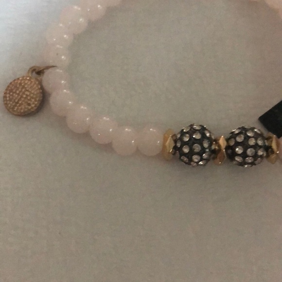 🌹NWT🌹 EXPRESS BRACELET - Picture 3 of 6